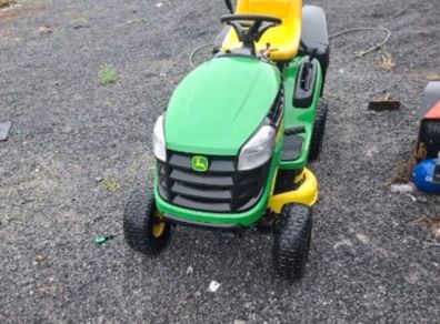 Ride on lawn mower
