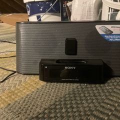 Clock radio