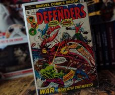 Defenders ! Issue #7 ! Hawkeye joins Defenders team ! Bronze Age Comic from 1973 ! by Marvel !