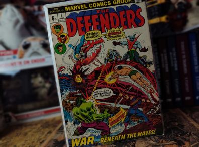 Defenders ! Issue #7 ! Hawkeye joins Defenders team ! Bronze Age Comic from 1973 ! by Marvel !