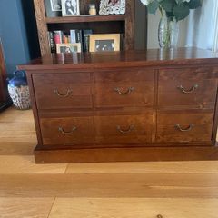 TV chest