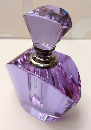 BNIB Lilac/Purple Coloured Perfume Bottle