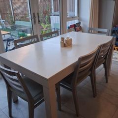 Dining table and 6 chairs
