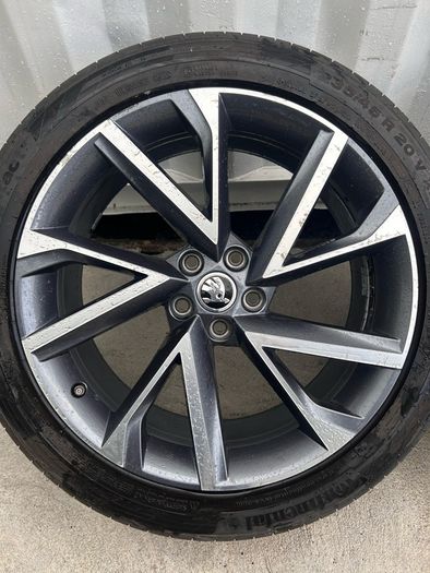 Genuine Skoda Vega Sportline 20" Alloy Wheels