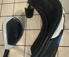 Taylormade Sim 2 max 5 hybrid