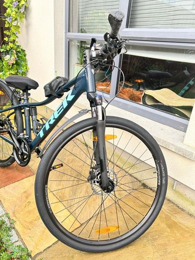 Dual sport 3 ladies bike XS Like New
