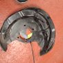 Nissan Qashqai rear brake plates. Image 2