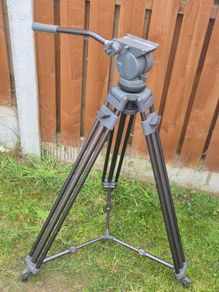 Libec video tripod with video head