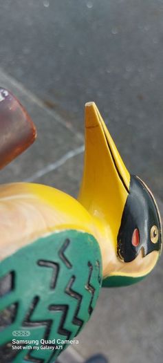 Original bulmers woodpecker display item,collectors item, hard to come by ,little damage on he's beak,,see pictures for condition,,price includes post to anywhere in Ireland, by certificate proof of post, sold as is ..made by Harry E. tunnigcliffe London,