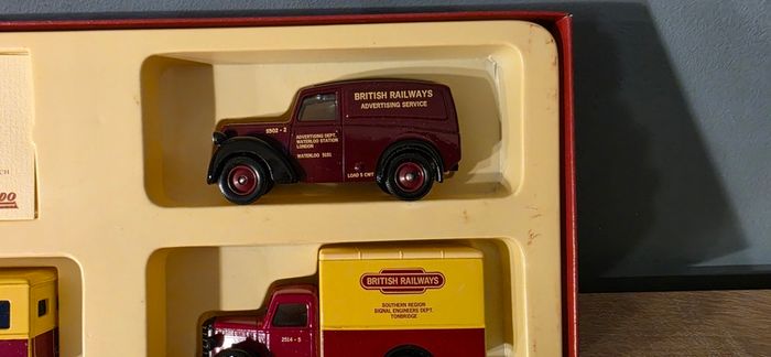 Corgi Bedfords British Rail