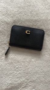 Coach Essential Small Zip Card Case