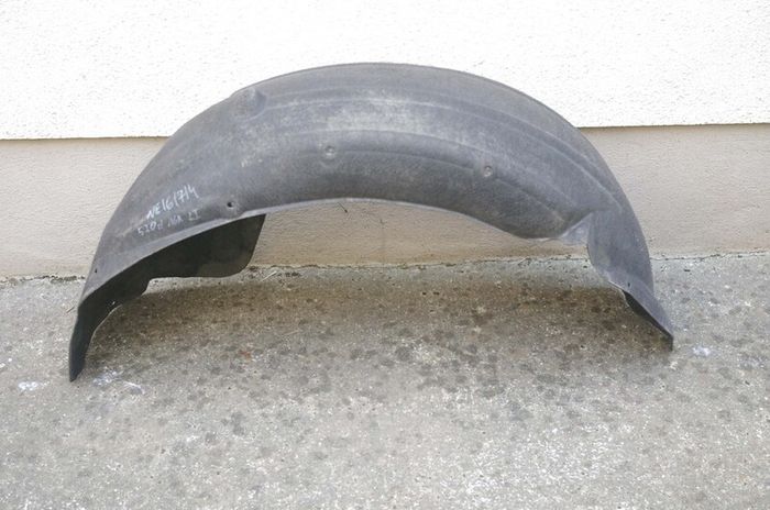 BMW F10 (5 series) wheel arch cover.