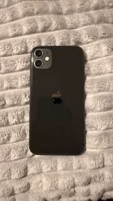 iPhone 11 64GB Black 81% Battery Unlocked Case Included and Charging cable