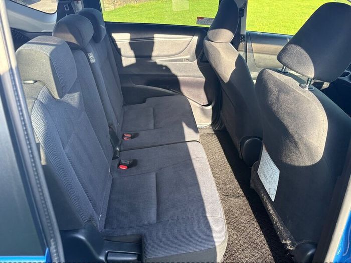 Toyota Sienta 1.5 Hybrid Automatic 7 Seater