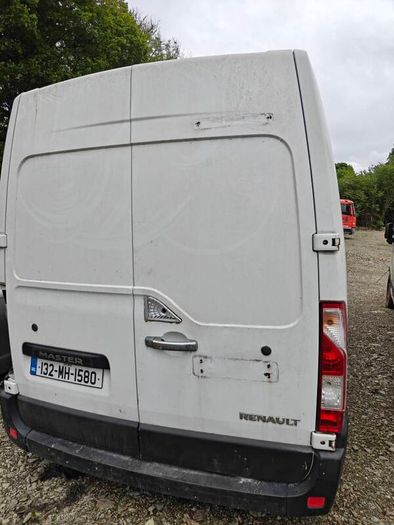 2013 renault master parts