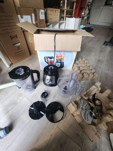 Food Processor - Logik L500FP21 (with blender)