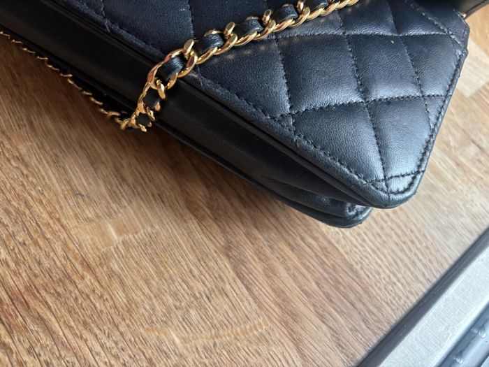 Chanel Wallet on Chain authentic