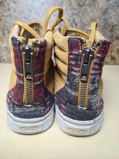 boys junior VANS SK8 HI MTE trainers SKATE SHOES hi tops beige mustard Size UK 5.5 EU 38.5