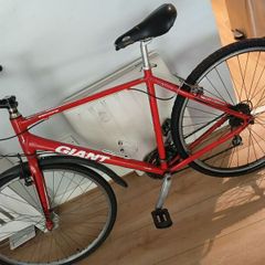 Hybrid Road Bike... Giant Escape In Perfect Woking Order Size M/l