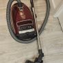 I repair a Miele vacuum cleaner. Image 2