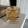 Perfume Image 3