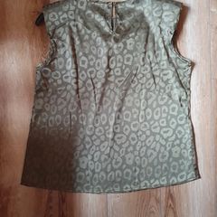 womens top