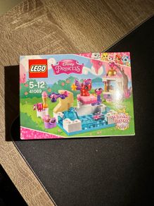 Lego Disney Princess Small Set Treasure's Day at the Pool 41069 (New)