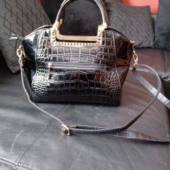 Black croc design Moda handbag