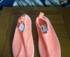 Decathlon water shoes size 13UK