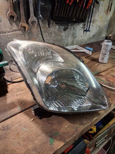 Suzuki Swift Headlight R/Driverside