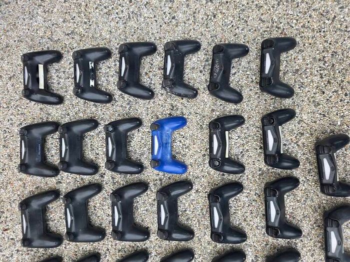 32 x PS4 Controller Joblot (Free Post)