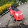 ride on and push mower Image 3