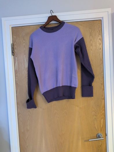 Heartbreak Jumper. S.10- 12. B.N.W.T.