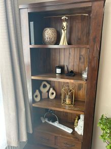 Bookshelf