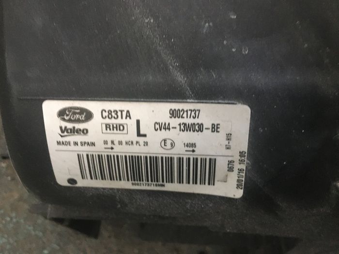 2016 ford kuga passenger side headlight