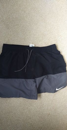 Nike Split