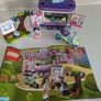 Lego Friends Mia's art stand 41332 Image 2