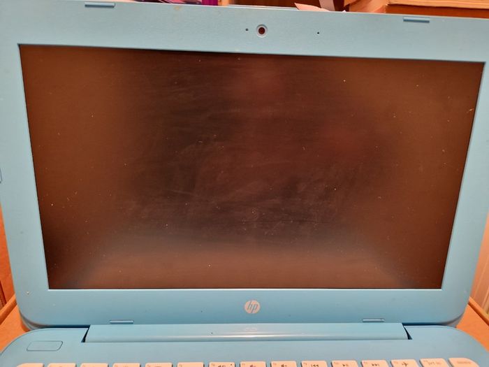 HP Stream, 32GB HDD, 2GB Ram, Windows 10, Blue, in excellent condition