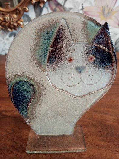 Studio Art Fused Glass Cat