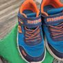 Skechers Boys Size 8. Image 2