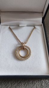 9k Gold Pendant & chain