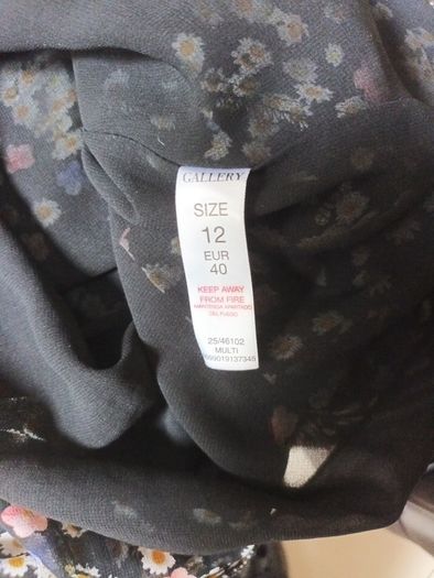 Gallery   Dress. Size 12.