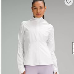 Lululemon windbreaker