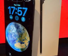 iPhone Air & MagSafe Battery