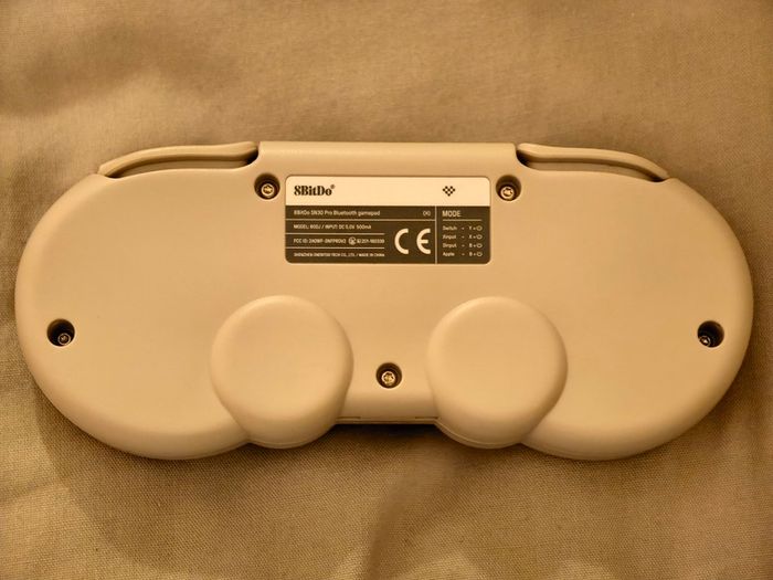 8BitDo SN30 pro controller