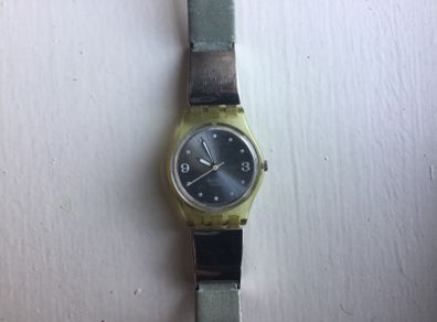 Watches - Ladies Swatch  ( 2003) Model. ( Reduced )