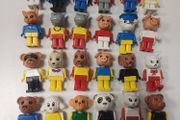 24 vintage Lego Fabuland figures