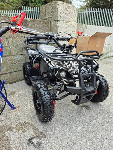 Brand new kids 50cc engine dirt bikes & quads