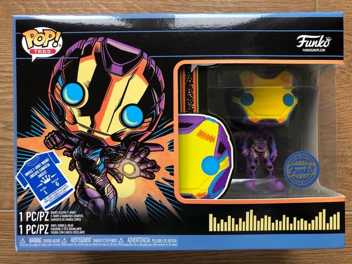 Funko Marvel: Rescue Blacklight Pop & Tee (Size: L)