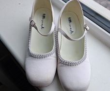 Communion Shoes size 5